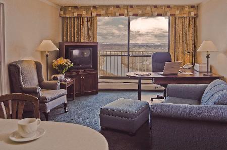 Coast Tsawwassen Hotel 3*